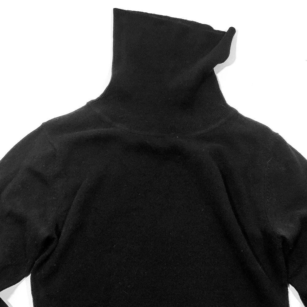 Woolovers Merino wool / cashmere black turtleneck US S